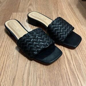 Black braided Sandals 💕